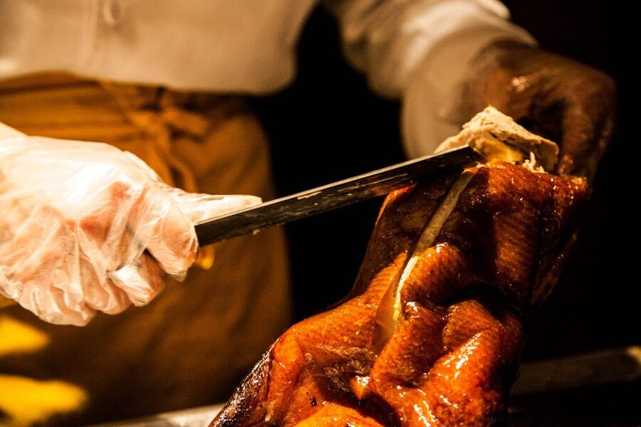 2-Day Beijing Highlights Tour with Peking Duck - Day 2: Choosing between Badaling and Mutianyu