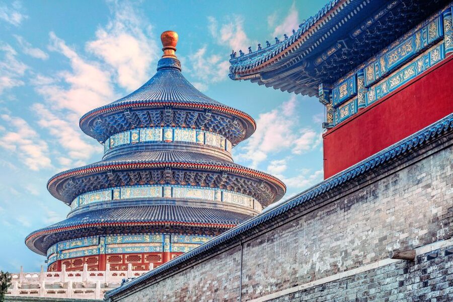 2-Day Beijing Highlights Tour with Peking Duck - Guides, drivers, and the value of a private group