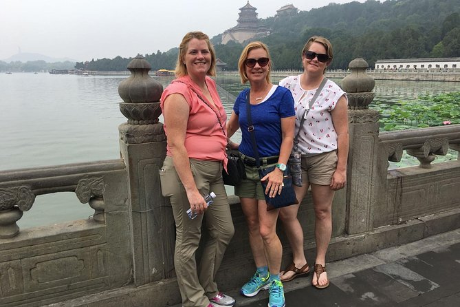 2-Day Beijing Sightseeing Highlights Combo Package with Lunch - Day one starts at Tiananmen Square