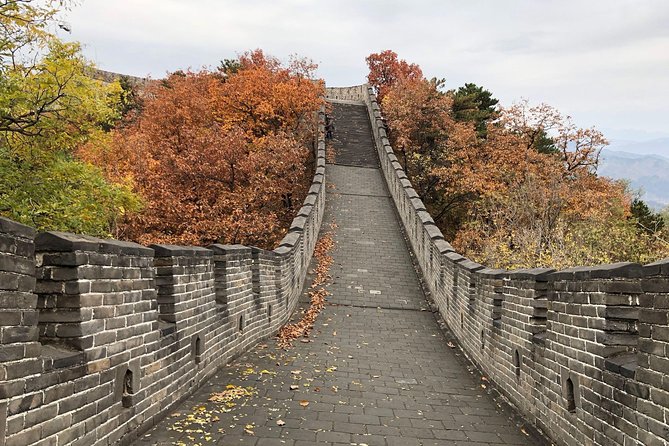 2-Day Beijing Sightseeing Highlights Combo Package with Lunch - Summer Palace brings gardens and Kunming Lake