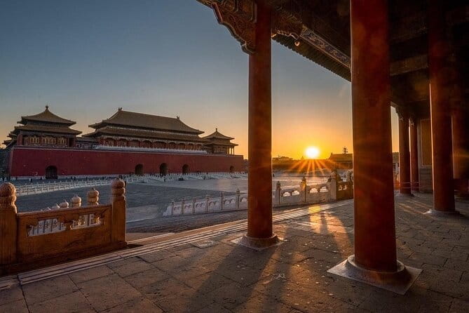 4-Hour Small Group Tour to Forbidden City with Entry Tickets - Meeting in central Beijing and handling the entry