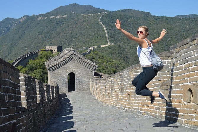 4-Hour Small Group Tour to Forbidden City with Entry Tickets - Choosing Tiananmen Square or Jingshan Hill