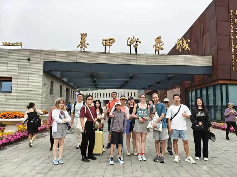 Afternoon Bus Transfer to Mutianyu Great Wall + Entry Ticket - Cable car and toboggan choices at 140 RMB each