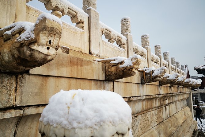 All-inclusive Day Tour: Tiananmen Square, Forbidden City & Ming Tombs with Lunch - Two hours inside the Forbidden City