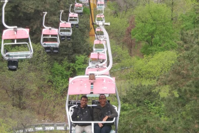 All-Inclusive Private Day Trip to Ming Tombs and Great Wall at Mutianyu - Lunch near Mutianyu before the climb