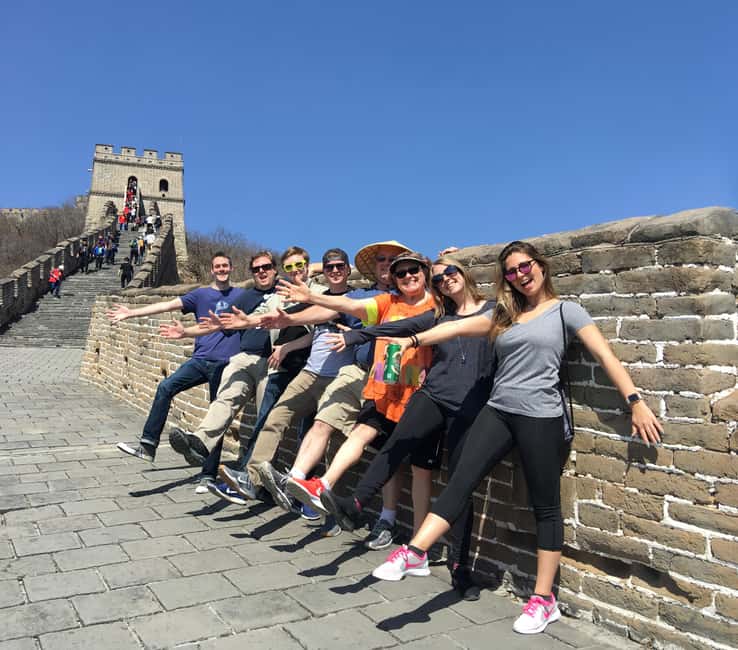 All-Inclusive Tour: Tiananmen Sq, Forbidden City, Great Wall - Tiananmen Square security and the morning start
