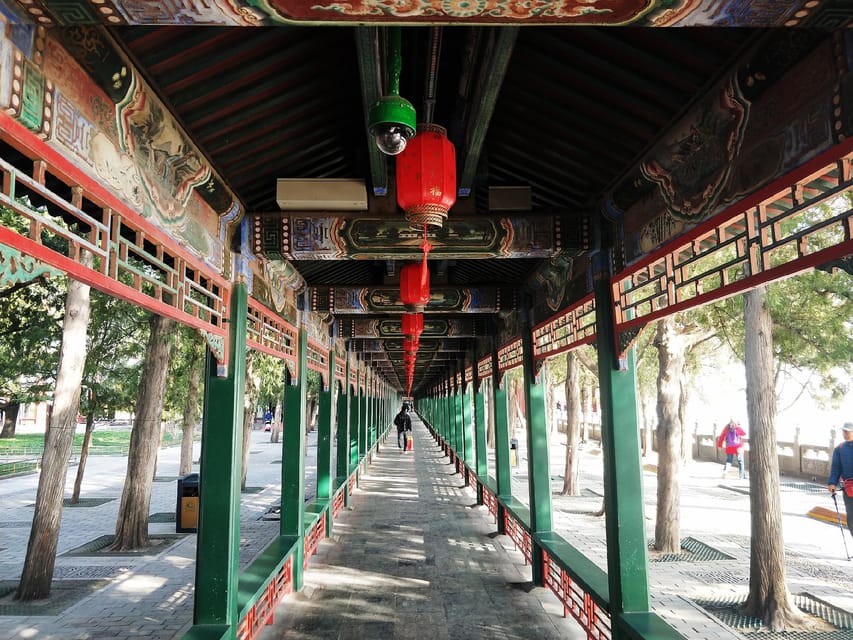 Beijing 2-Day Highlights including Great Wall with Options - Guides and language arrangements