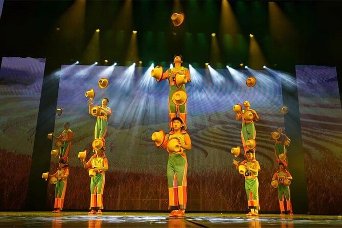 Beijing Acrobatic Show in Red Theater with Guide and Transfer - The guide can make the evening easier