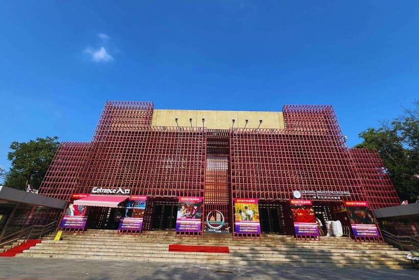 Beijing: Acrobatic Show Tickets Traditional & Modern Fusion - Practical tips for making the most of it
