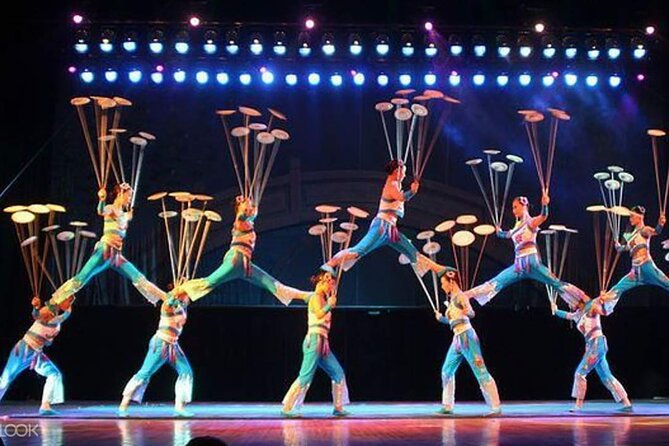 Beijing Acrobatics Show At Red Theater - What the Red Theater show actually offers
