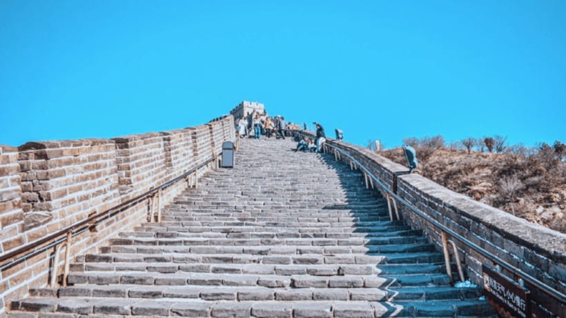 Beijing: Badaling Great Wall Admission Ticket - Walking from the pass toward South Fourth Tower
