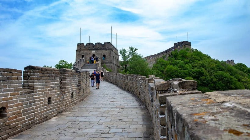 Beijing: Badaling Great Wall Day Tour With Ticket - Guides, timing, and independence