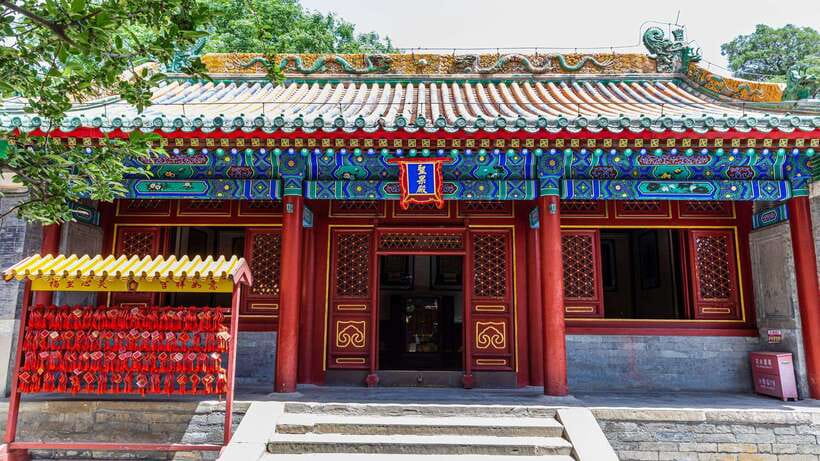Beijing: Beihai Park Entry Ticket & English PDF Guidebook - What the English PDF guide really adds