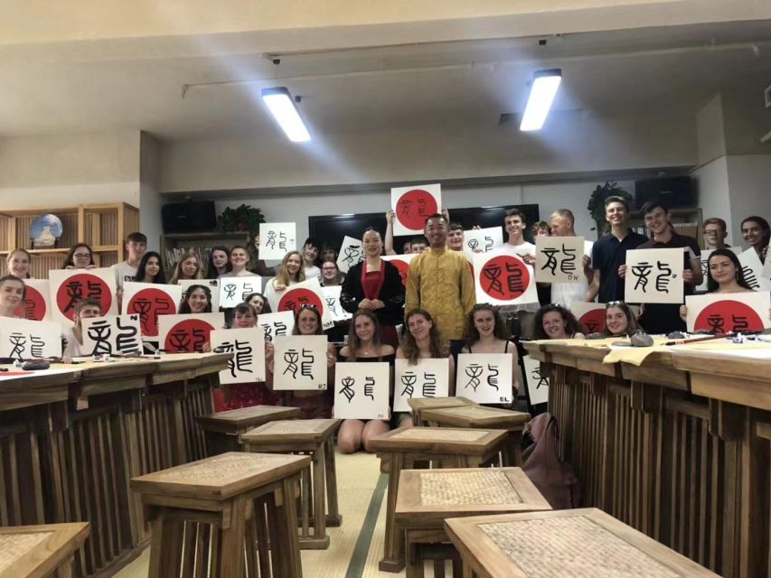 Beijing Calligraphy Class - Key points at a glance