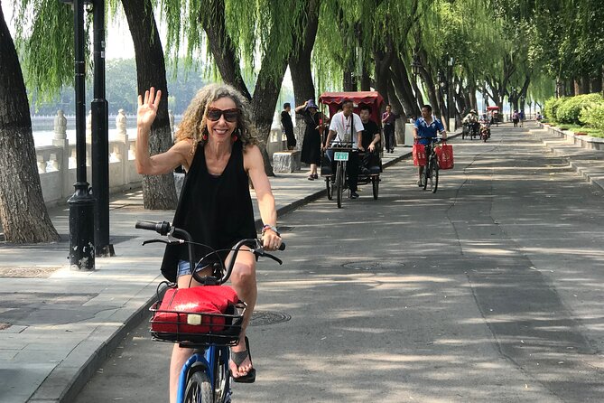 Beijing City Four-hour Bicycle Tour With a Private Guide - Wudaoying Hutong and the Lama Temple