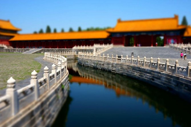 Beijing Essential Full-Day Tour including Great Wall at Badaling, Forbidden City and Tiananmen Square - Guides can make or break this tight schedule