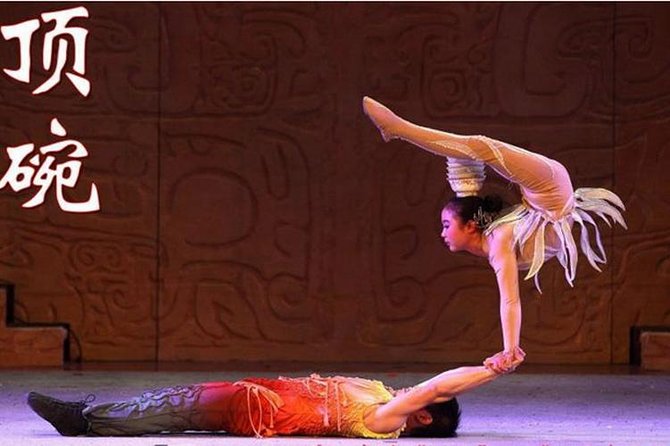 Beijing Evening Acrobatic Show in Red Theater + Private Transfer - Choosing the 5:30 or 7:15 p.m. performance
