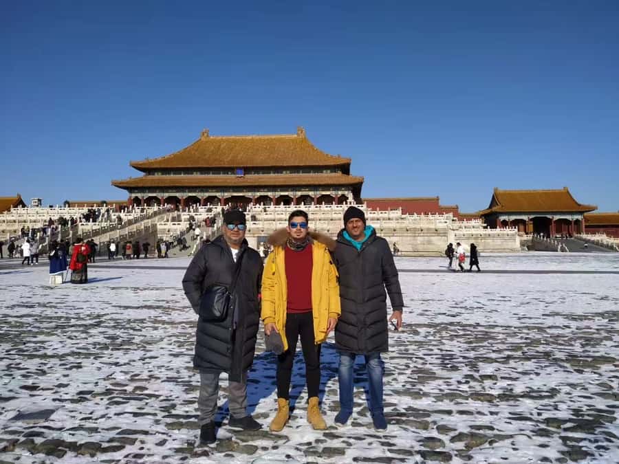 Beijing: Forbidden City Guided Tour with Options - The five-minute walk to Jingshan Park