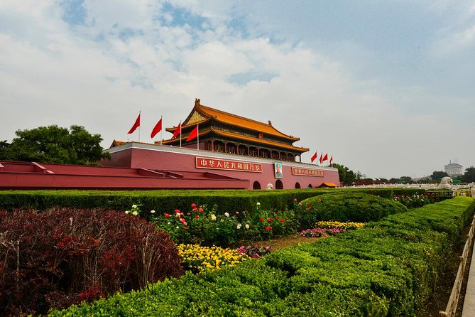 Beijing Forbidden City Skip-the-Line and Huanghuacheng Great Wall Private Tour - Lunch before the road to Huanghuacheng