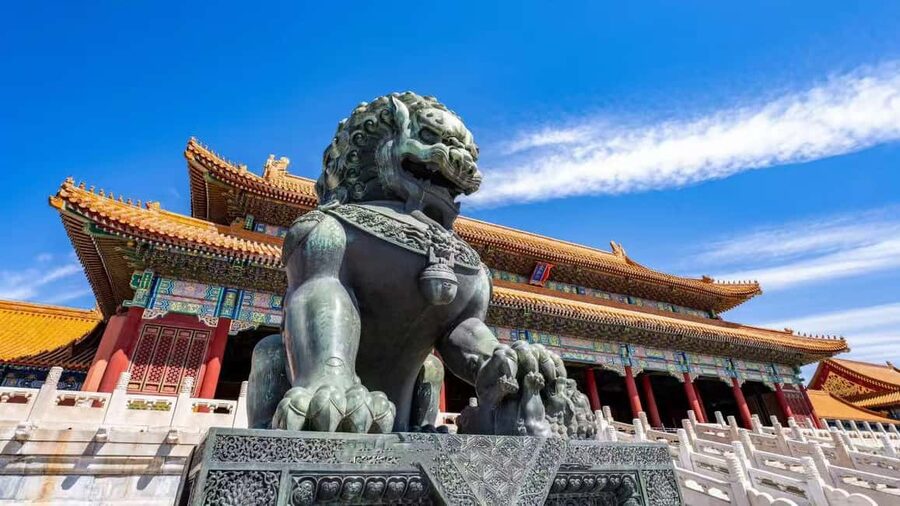 Beijing:Forbidden City Tour w/Traditional Costume Experience - Who should book this experience
