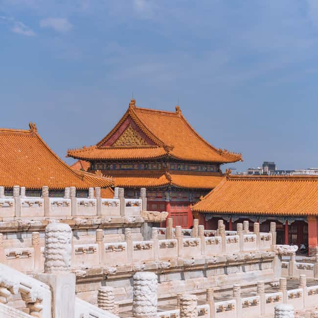Beijing: Forbidden City Walking Guided Tour w/ Entry Tickets - Entering through the Meridian Gate