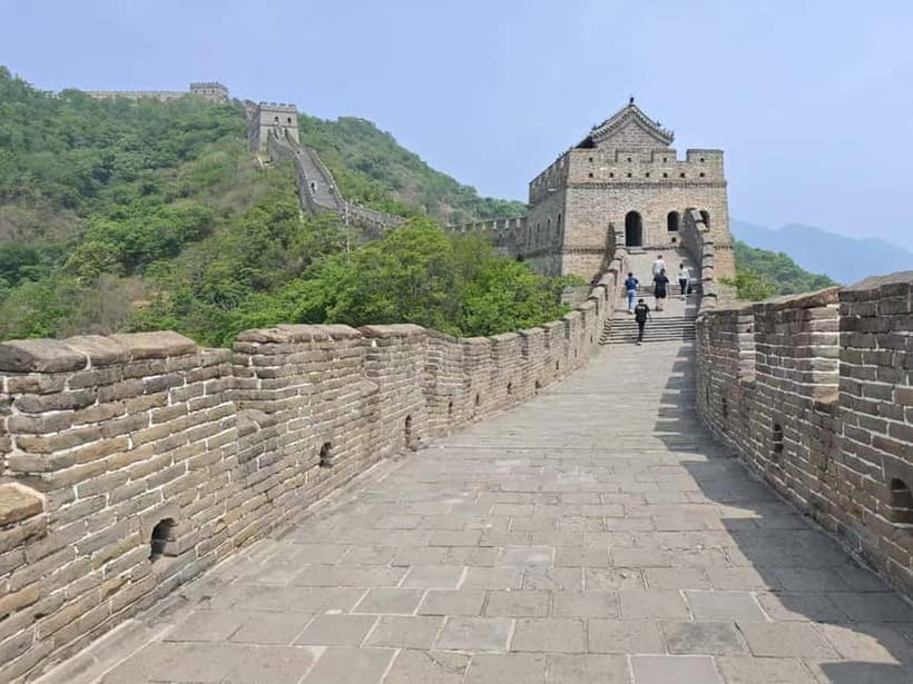Beijing: Great Wall & City Highlights Private Layover Tour - Walking the Mutianyu Great Wall for 2.5 hours