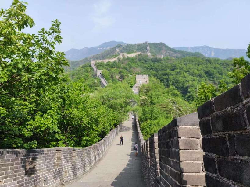 Beijing: Great Wall Hiking Tour from Jiankou to Mutianyu - What the private guide adds