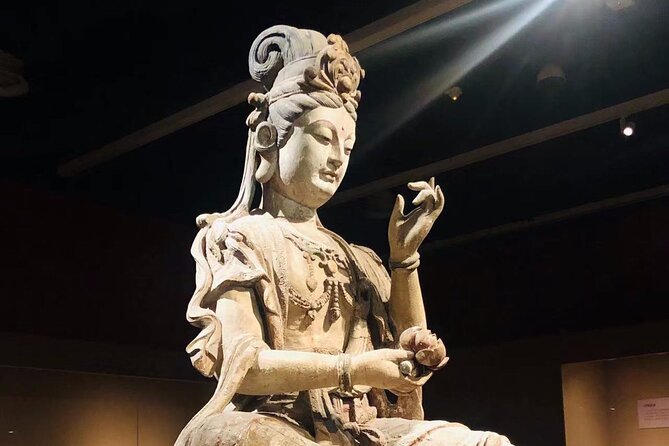 Beijing Half Day: National Museum of China In-depth Tour with Subway Transfer - Ancient China, from painted pottery to imperial bronze