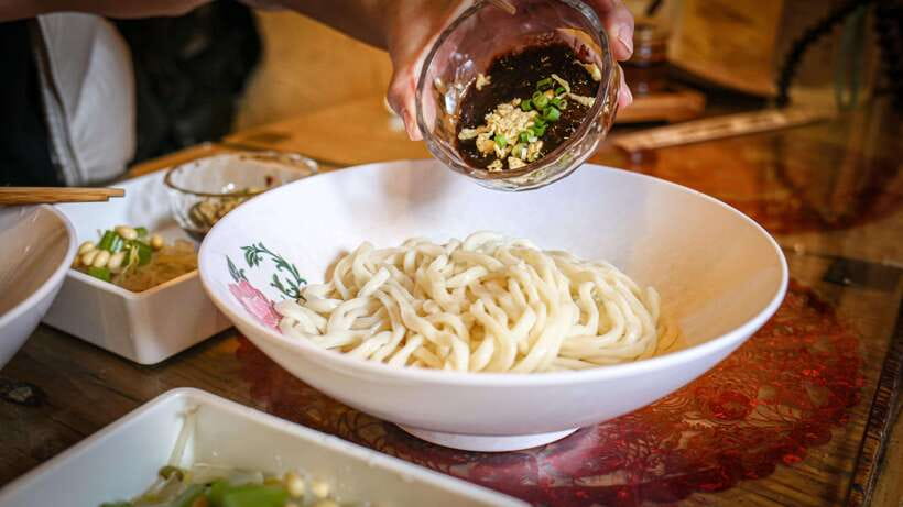 Beijing: Hidden Gems Guided Food Tour with Beer and Tastings - Why this food tour works so well