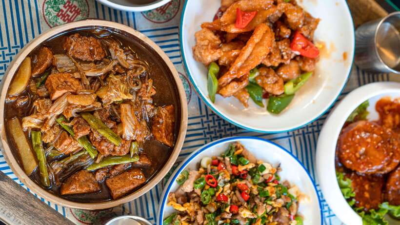 Beijing: Hidden Gems Guided Food Tour with Beer and Tastings - Copper-pot hotpot above the old city
