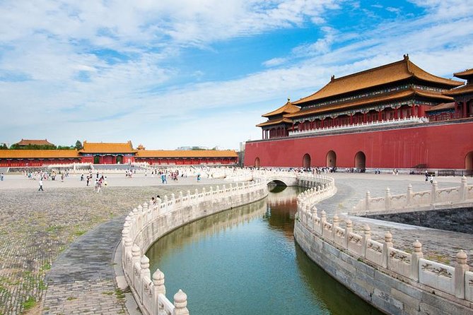 Beijing Highlights Tour: Tian'anmen Square, Forbidden City, Mutianyu Great Wall - Lunch Before the Wall