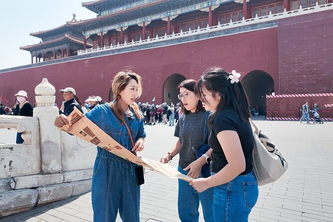 Beijing Historic City Guided Walking Tour + Calligraphy Creation - Yangmeizhu Byway shows Beijing’s newer creative side