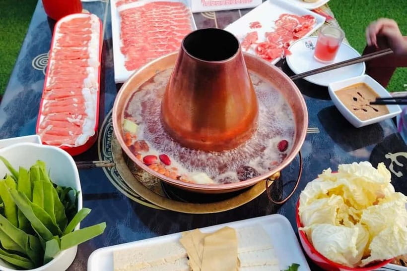 Beijing Hutong Dinner and Beer Walking Private Tour - Dinner around Shichahai