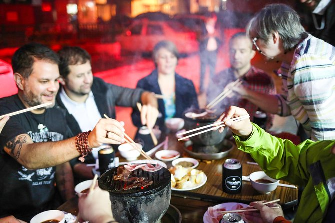 Beijing Hutong Walking Food and Beer Tour at Hidden Restaurants - Walking Beijing’s old hutong lanes
