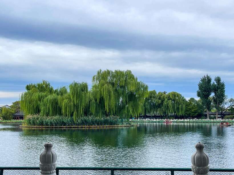 Beijing: Hutongs & Drum Tower City Walking Tour - Local food after the tower