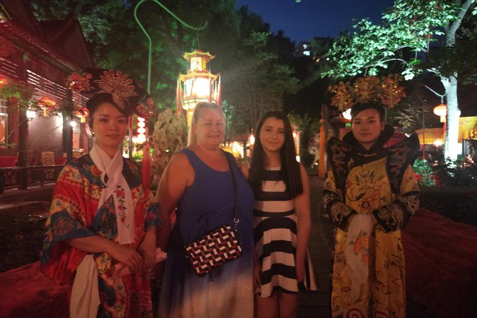 Beijing Imperial Dining Experience at Bai Jia Da Yuan Restaurant with Houhai Lake Bar Tour - What the $268 price really covers