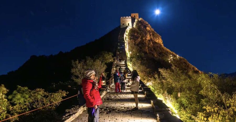 Beijing: Jinshanling and Simatai Wall&Gubei Watertown Tour - What the Jinshanling walk feels like on the ground