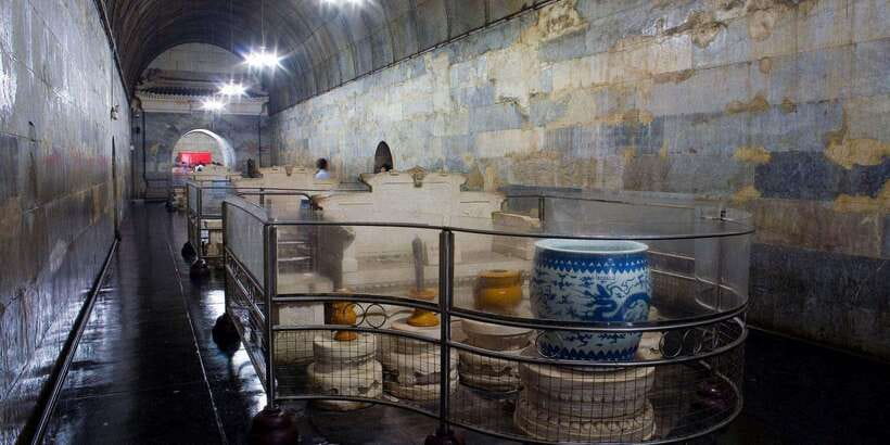 Beijing: Juyongguan Great Wall, Sacred Way & Ming Tombs Trip - The 1.5-hour ride north from Beijing