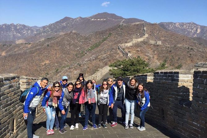 Beijing Layover Tour: Mutianyu Great Wall with English Driver - Entering Mutianyu with an electronic ticket