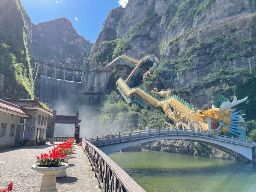 Beijing: Longqing Gorge w/Great Wall or Guyaju Private Tour - Longqing Gorge gives Beijing a cooler day outdoors