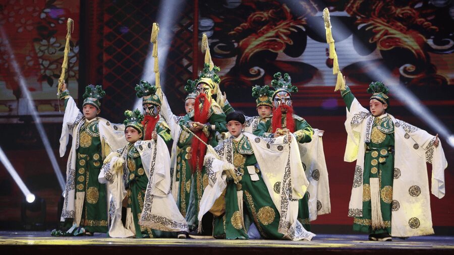 Beijing: Must-See Peking Opera at Liyuan Theatre Ticket - Is Liyuan Theatre good value at $37?