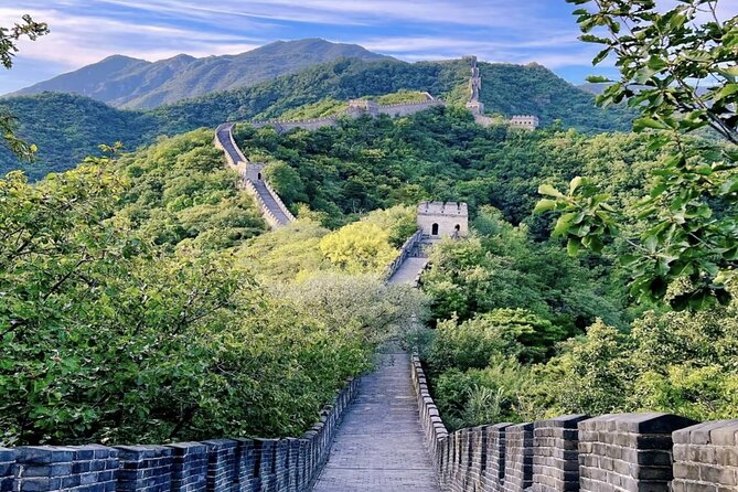 Beijing Mutianyu Great Wall All Inclusive Private & layover Tour - Why Mutianyu is a smart Great Wall choice