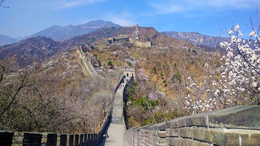 Beijing: Mutianyu Great Wall and Ming Tombs Private Tour - Guides, drivers, and the private format