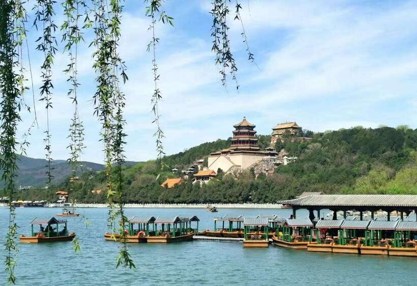 Beijing: Mutianyu Great Wall and Summer Palace Private Tour - What the Mutianyu visit is really like