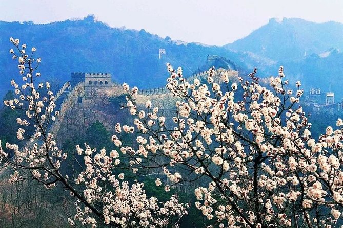Beijing: Mutianyu Great Wall Daily Tour with Ticket & Lunch - Why the early start matters at Mutianyu