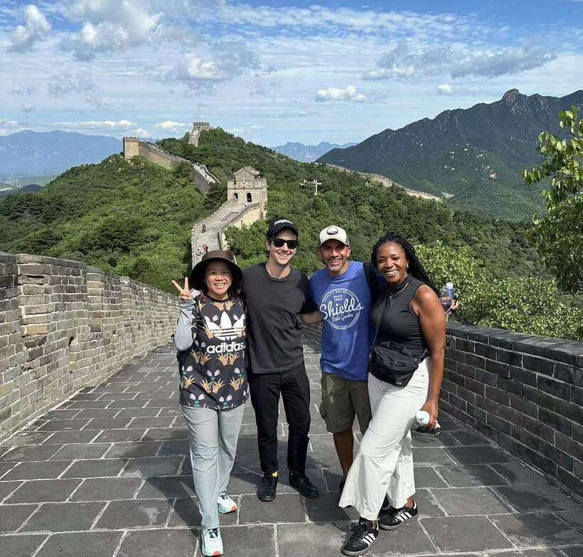 Beijing: Mutianyu Great Wall Private Tour w Language Option - Three and a half hours among watchtowers