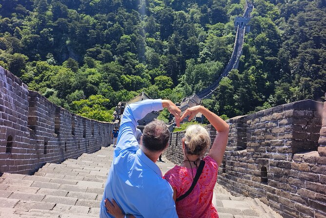 Beijing Mutianyu Great Wall Private Tour with Lunch - Reaching the Mutianyu wall