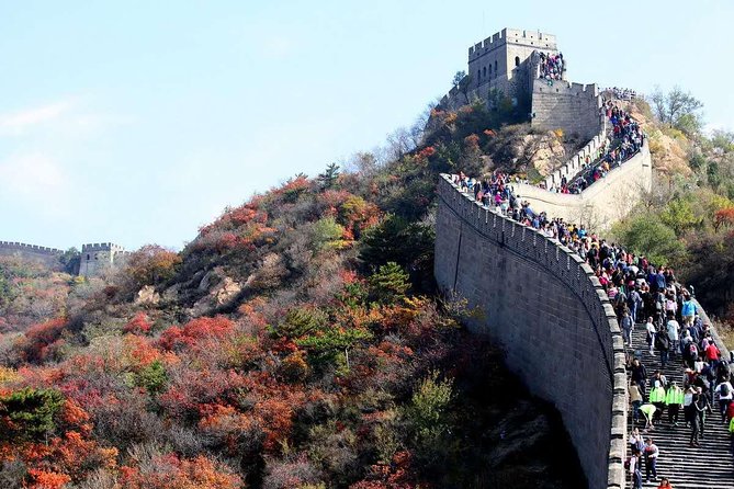 Beijing Mutianyu or Badaling Great Wall Private Tour with Options - What the private car adds to the day