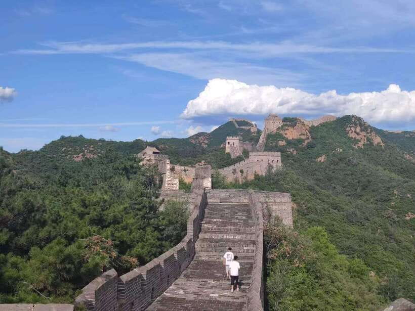 Beijing: Private Tour to Jinshanling Great Wall with Option - Why Jinshanling is worth the long ride from Beijing
