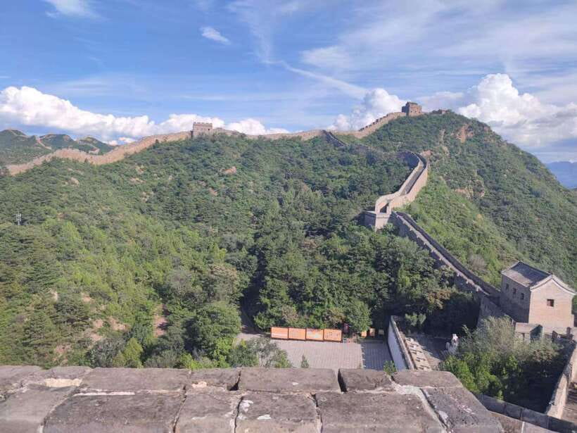 Beijing: Private Tour to Jinshanling Great Wall with Option - Arriving at Jinshanling and getting onto the wall